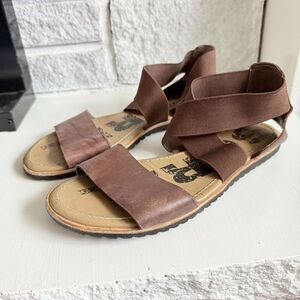 Sorel Womens Ella Sandal Chocolate Brown Criss Cross Elastic Strappy Sandal 7.5